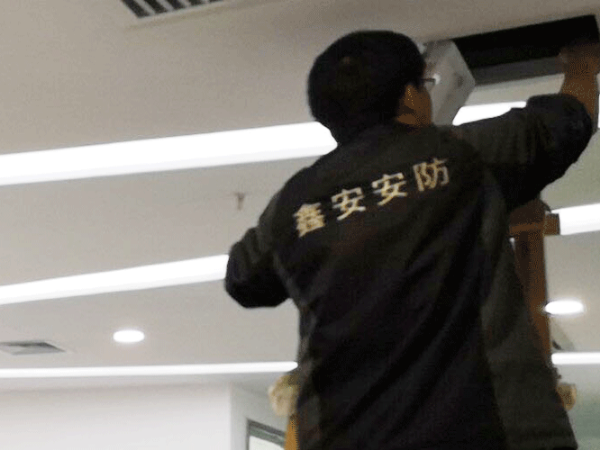 安排一套攝像頭遠程監控系統，怎么可以讓人這么安心